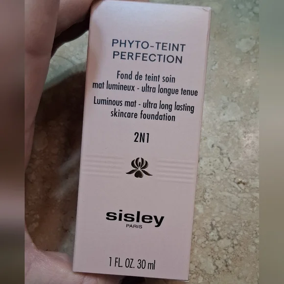 Sisley Phyto-Teint Perfection Foundation 2N1 Sand - Picture 9 of 16